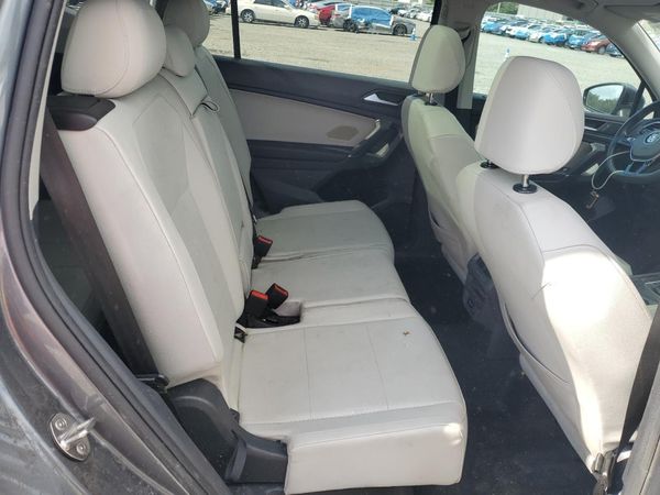2020 VOLKSWAGEN TIGUAN SE, SEL