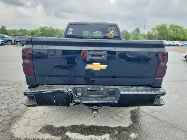 2017 CHEVROLET SILVERADO LT
