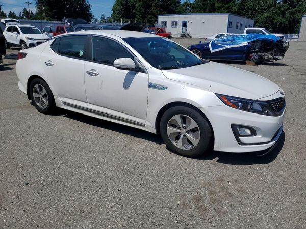 2015 KIA OPTIMA GL - Middle-low