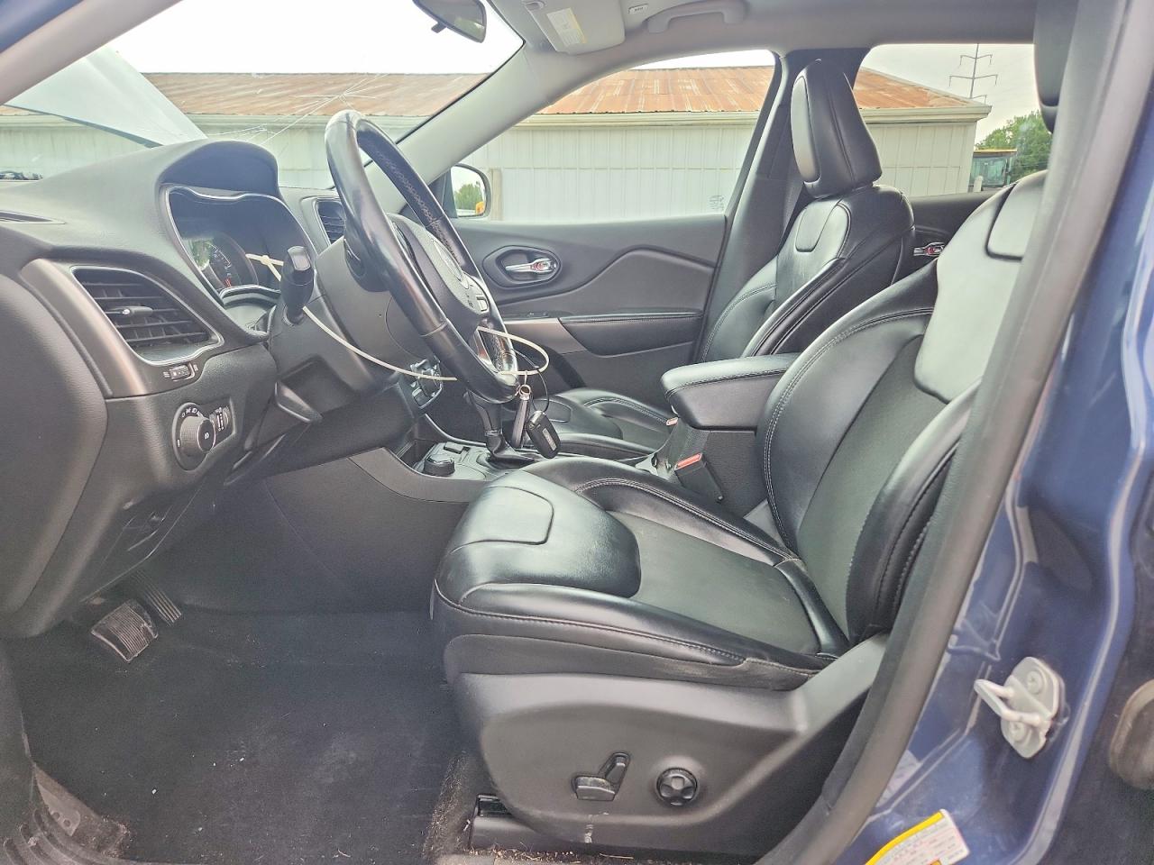 2019 JEEP CHEROKEE LATITUDE PLUS 4X4