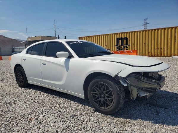2017 DODGE CHARGER SE RWD