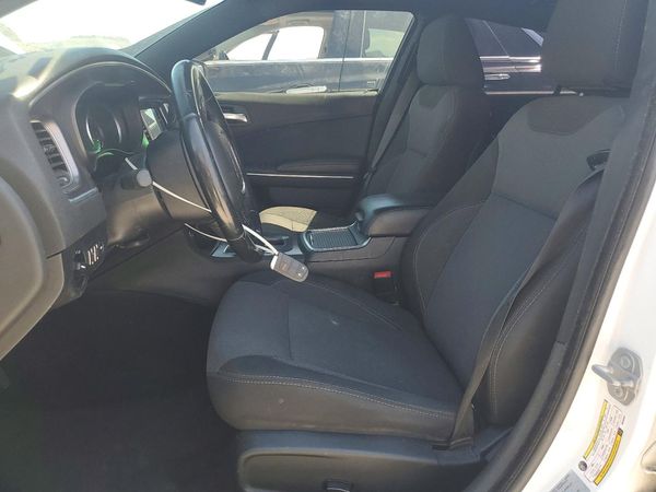 2017 DODGE CHARGER SE RWD