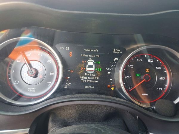 2017 DODGE CHARGER SE RWD