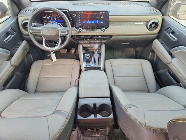 2025 CHEVROLET COLORADO