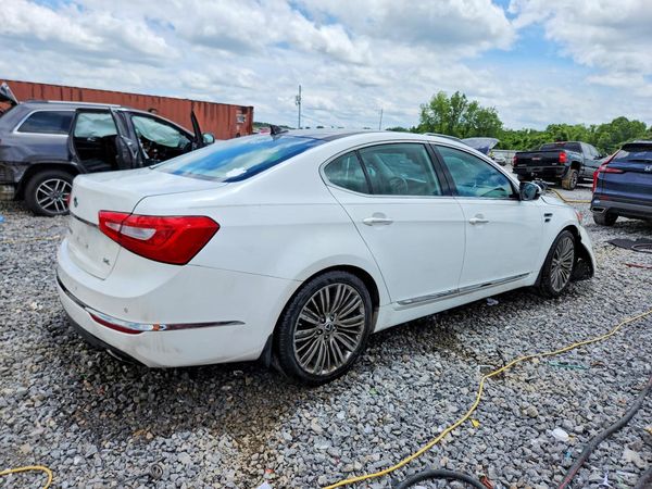2015 KIA CADENZA