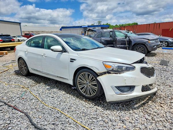 2015 KIA CADENZA
