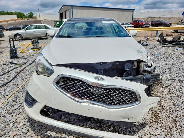 2015 KIA CADENZA