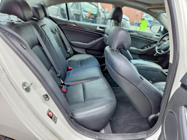 2015 KIA CADENZA