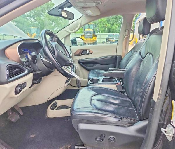 2018 CHRYSLER PACIFICA Touring L Plus