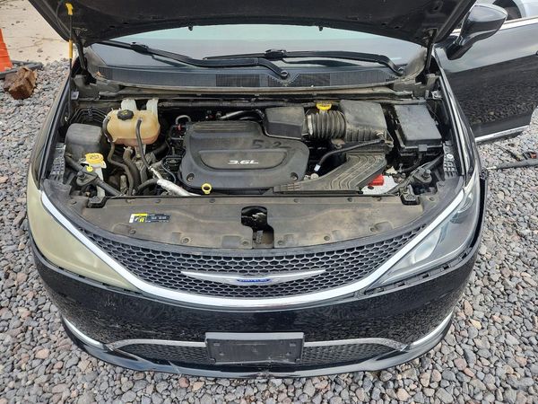 2018 CHRYSLER PACIFICA Touring L Plus