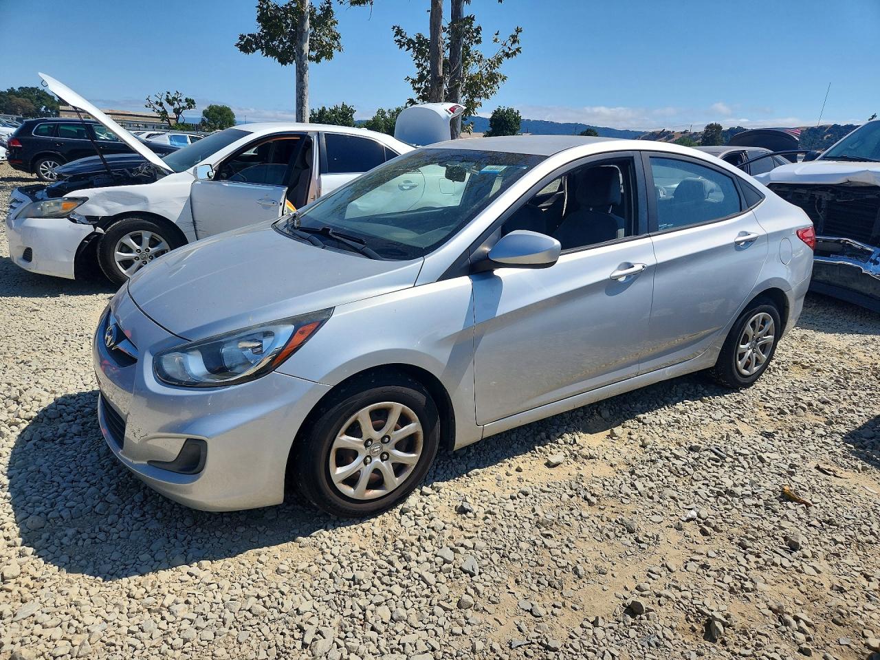 2013 HYUNDAI ACCENT GLS, GS