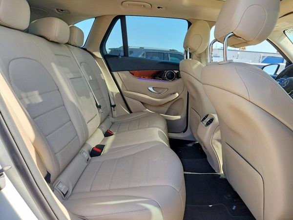 2020 MERCEDES-BENZ GLC GLC300-4M