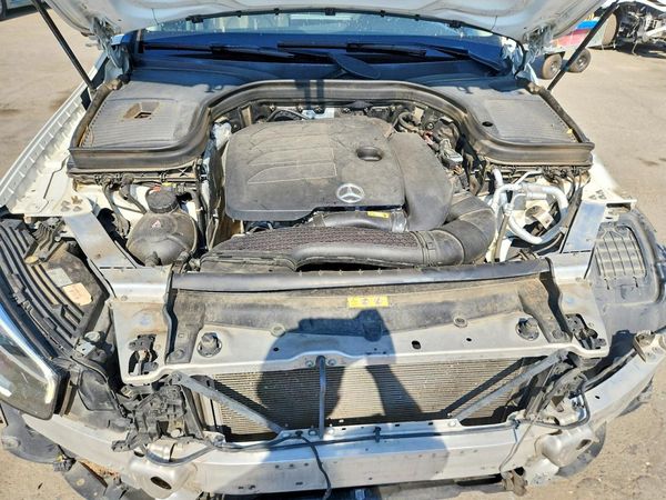 2020 MERCEDES-BENZ GLC GLC300-4M