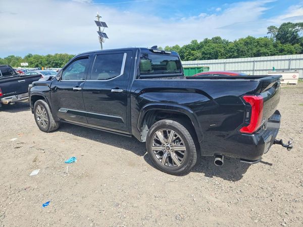 2023 TOYOTA TUNDRA