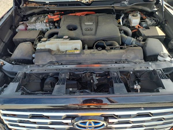 2023 TOYOTA TUNDRA