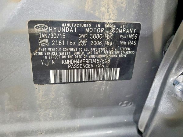 2015 HYUNDAI ELANTRA