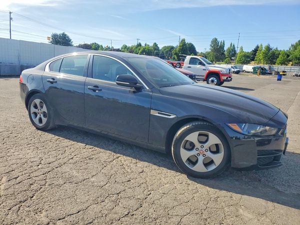 2017 JAGUAR XE