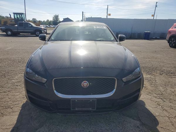 2017 JAGUAR XE