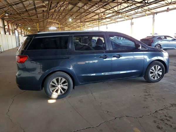 2015 KIA SEDONA