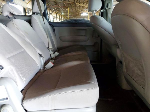 2015 KIA SEDONA