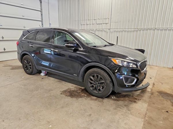 2017 KIA SORENTO L, LX