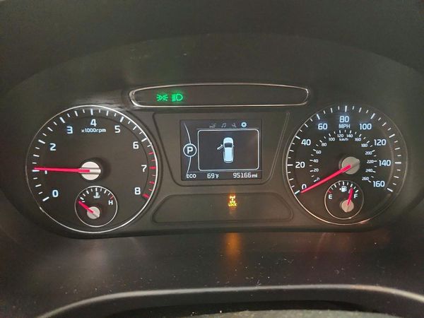 2017 KIA SORENTO L, LX