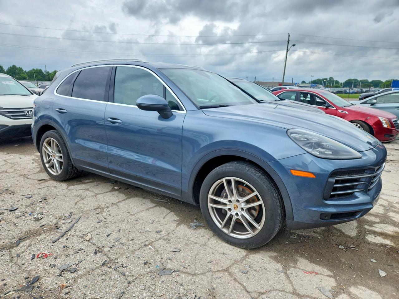 2019 PORSCHE CAYENNE