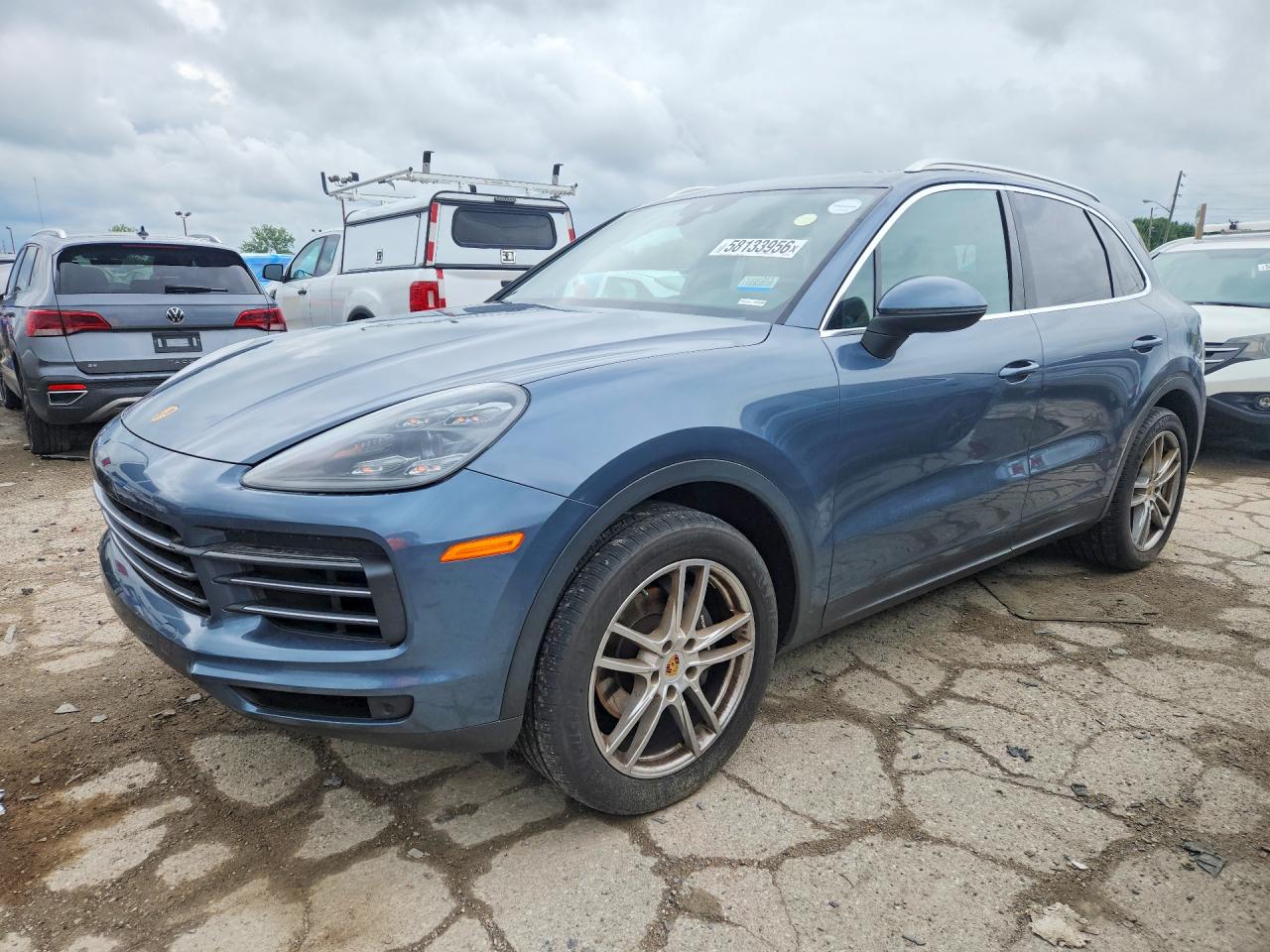 2019 PORSCHE CAYENNE