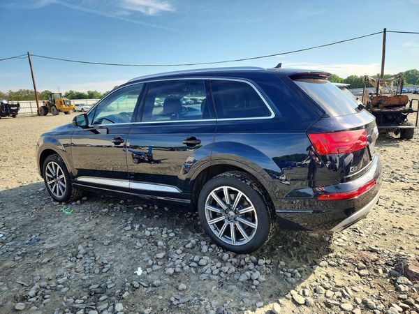 2017 AUDI Q7 quattro Premium Plus