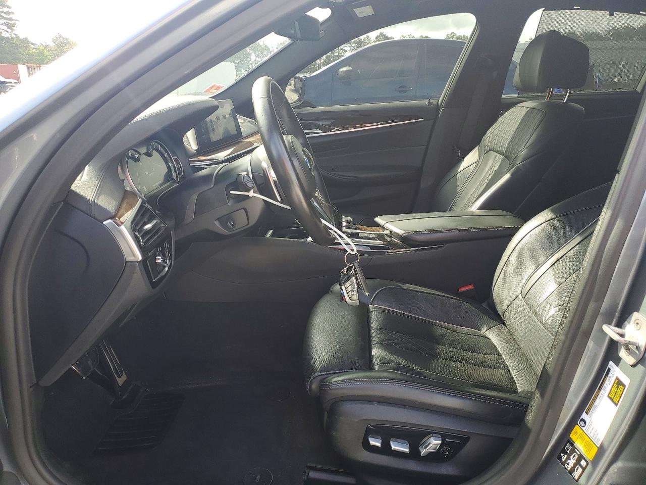 2018 BMW 5 SERIES xDrive