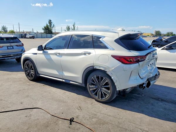 2022 INFINITI QX50 Luxe