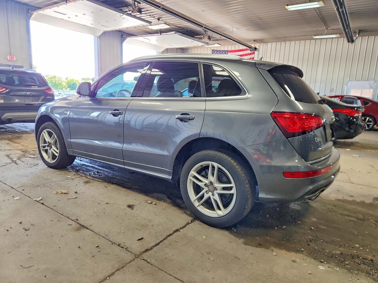 2015 AUDI Q5