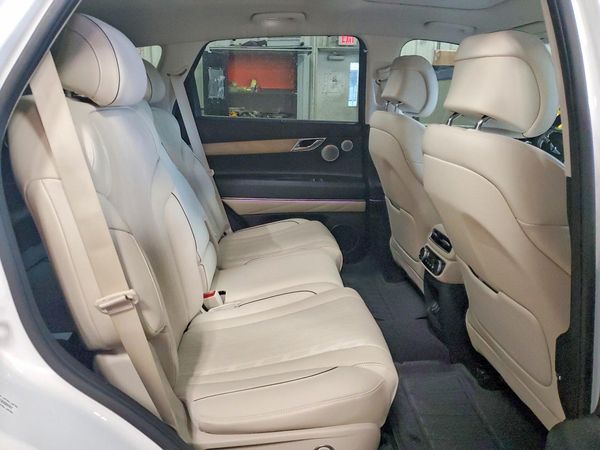 2024 GENESIS GV80