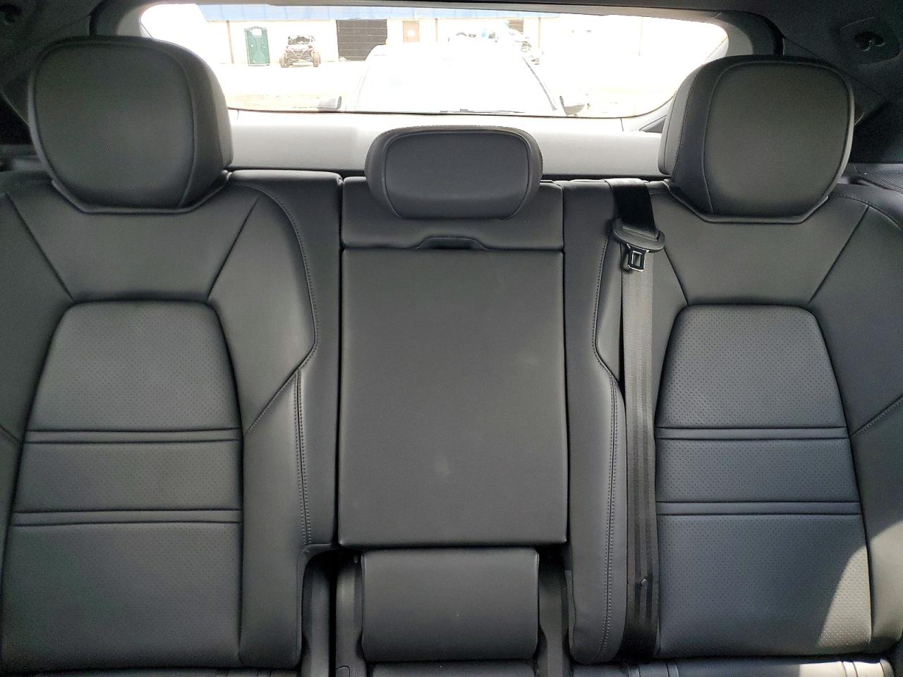 2023 PORSCHE CAYENNE