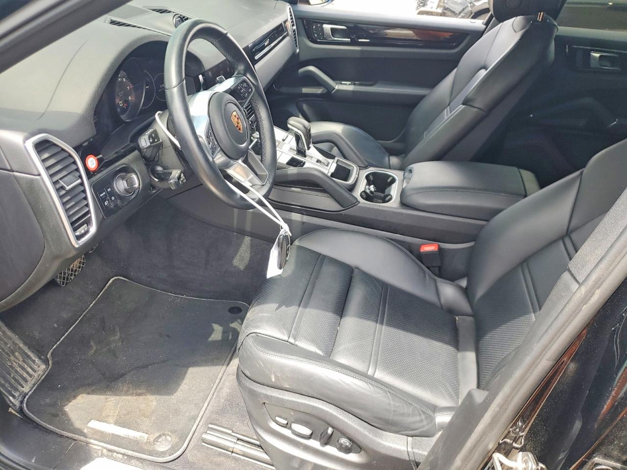 2023 PORSCHE CAYENNE