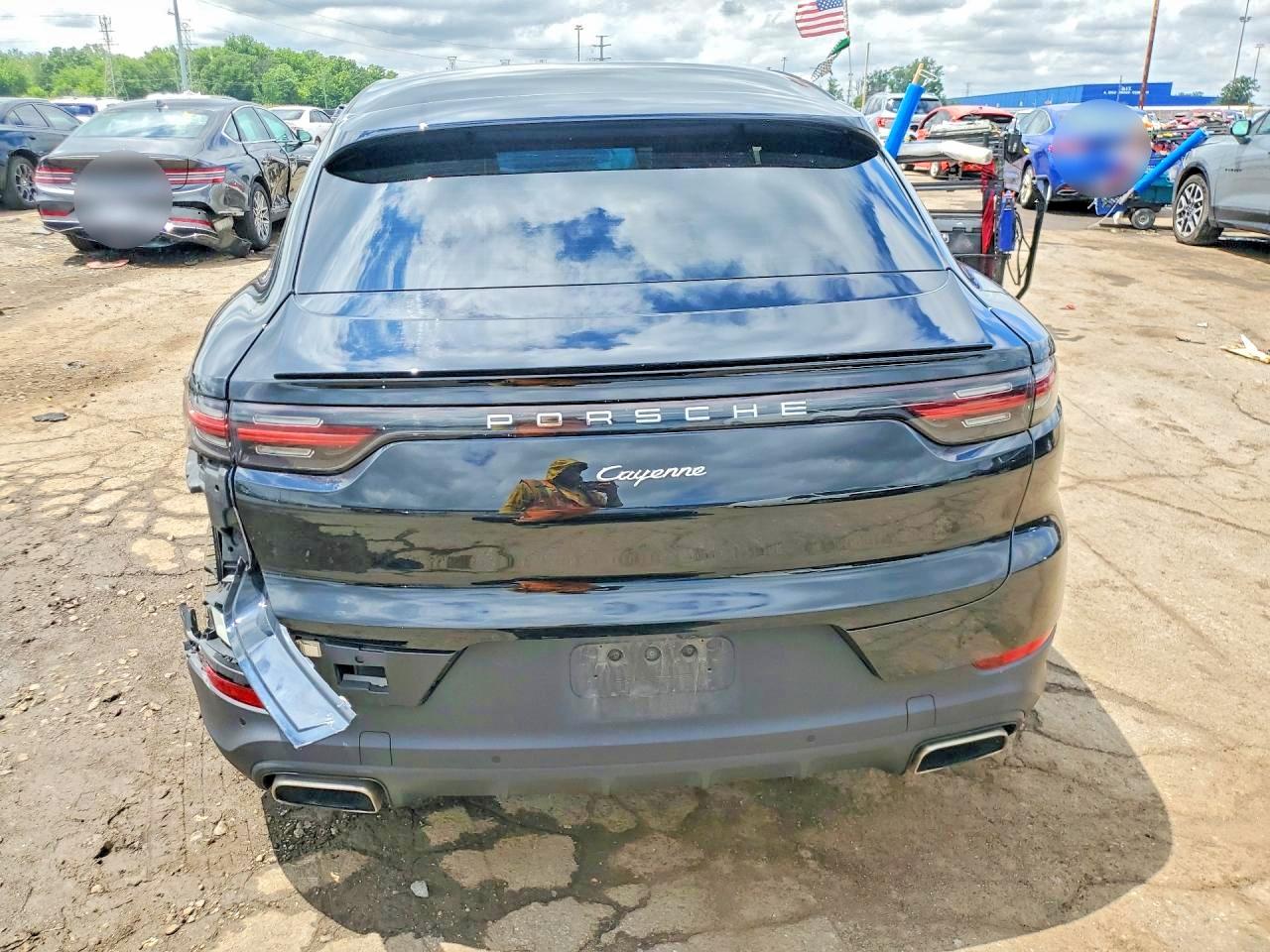 2023 PORSCHE CAYENNE