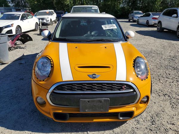 2017 MINI COOPER