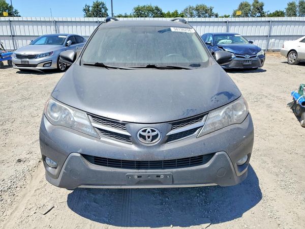 2015 TOYOTA RAV4