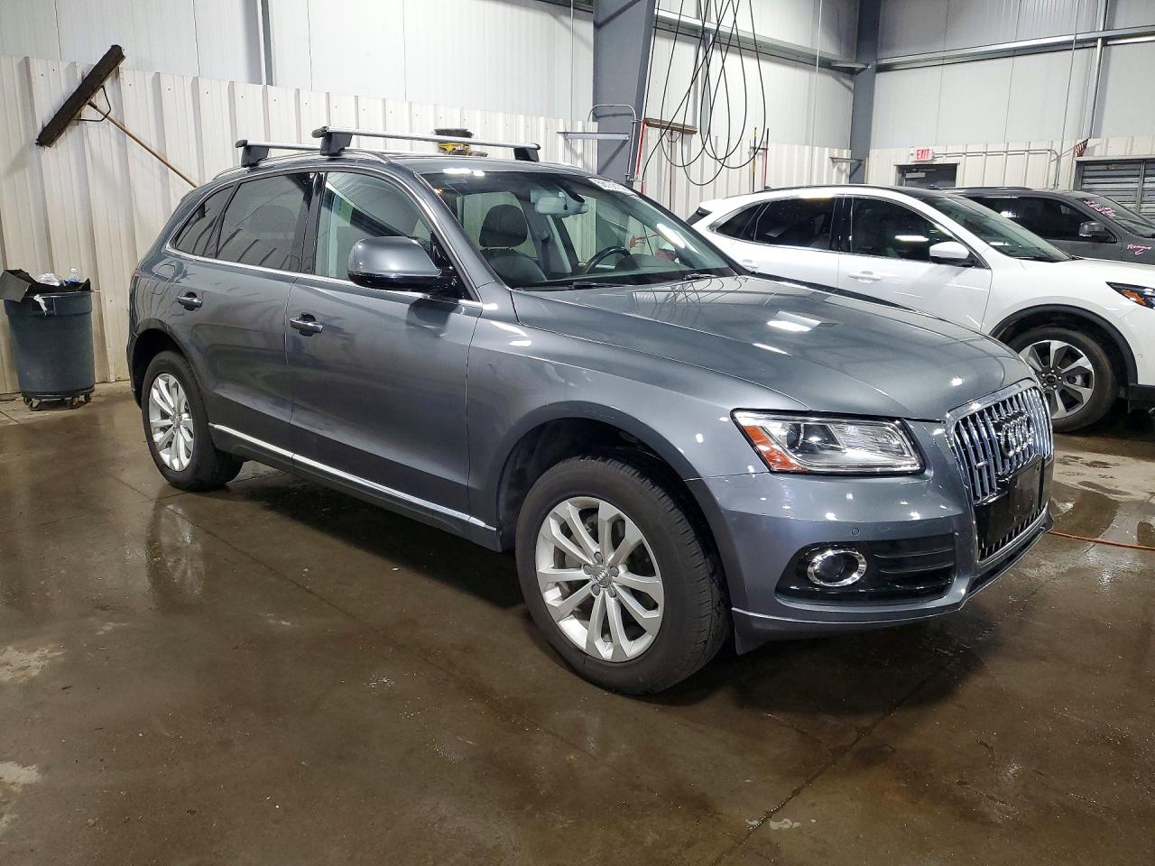 2016 AUDI Q5 quattro Premium Plus