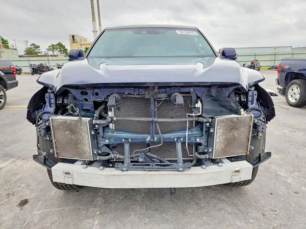 2024 TOYOTA TUNDRA Platinum