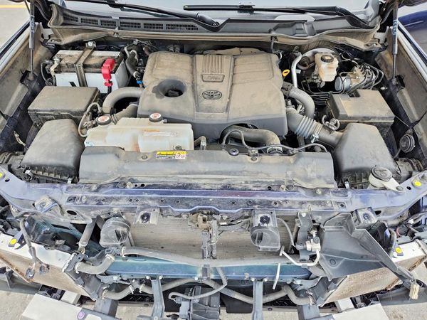 2024 TOYOTA TUNDRA Platinum