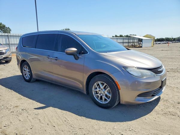 2018 CHRYSLER PACIFICA LX