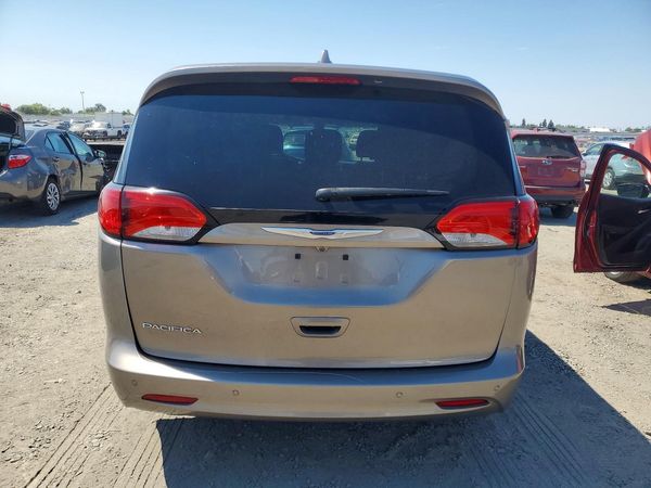 2018 CHRYSLER PACIFICA LX