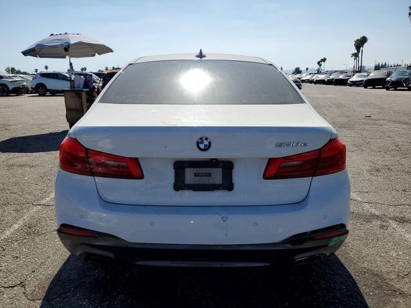 2018 BMW 530E