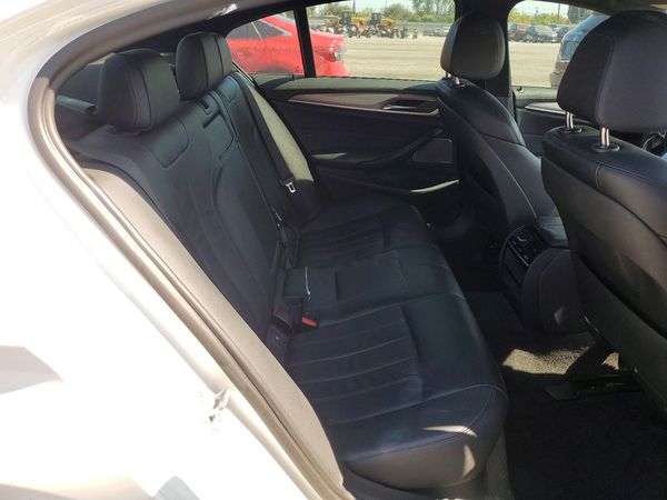 2018 BMW 530E