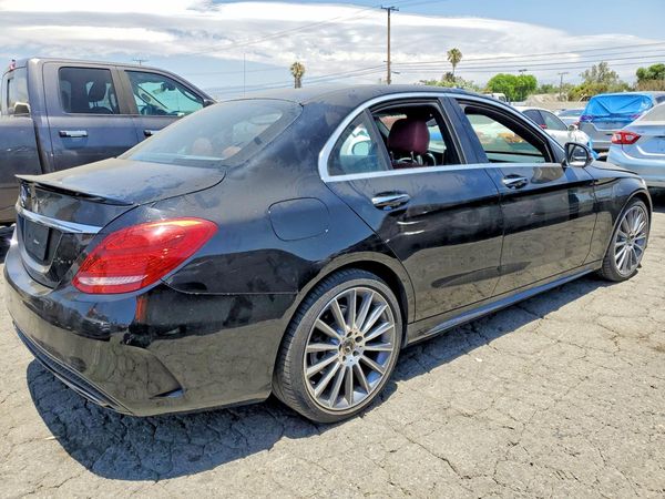 2018 MERCEDES-BENZ C C300