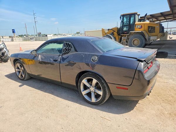 2016 DODGE CHALLENGER SXT Plus