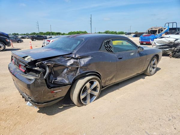 2016 DODGE CHALLENGER SXT Plus