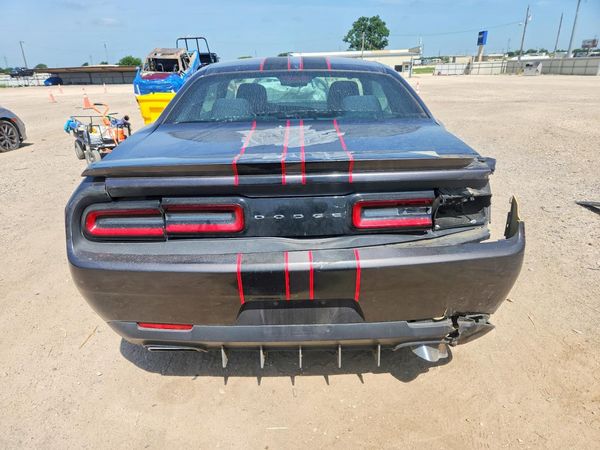 2016 DODGE CHALLENGER SXT Plus