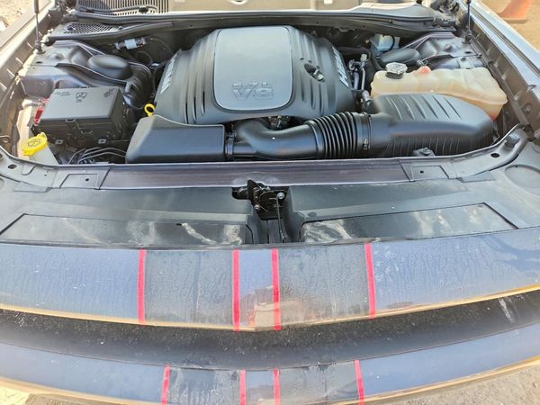 2016 DODGE CHALLENGER SXT Plus